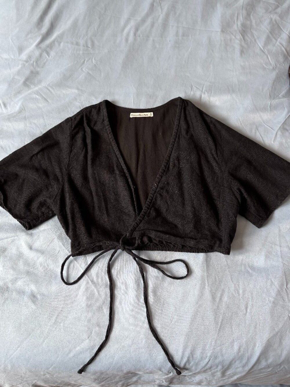 Abercrombie Linen-Blend Wrap Set Top